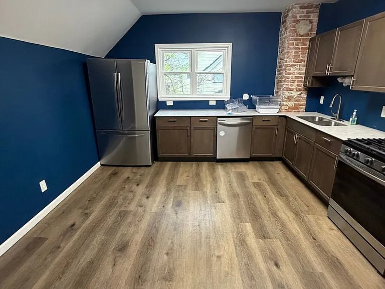 44 Lowell Pl #2 — Photo 19