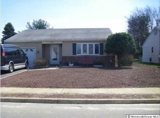 41 Northumberland Dr, Toms River, NJ
