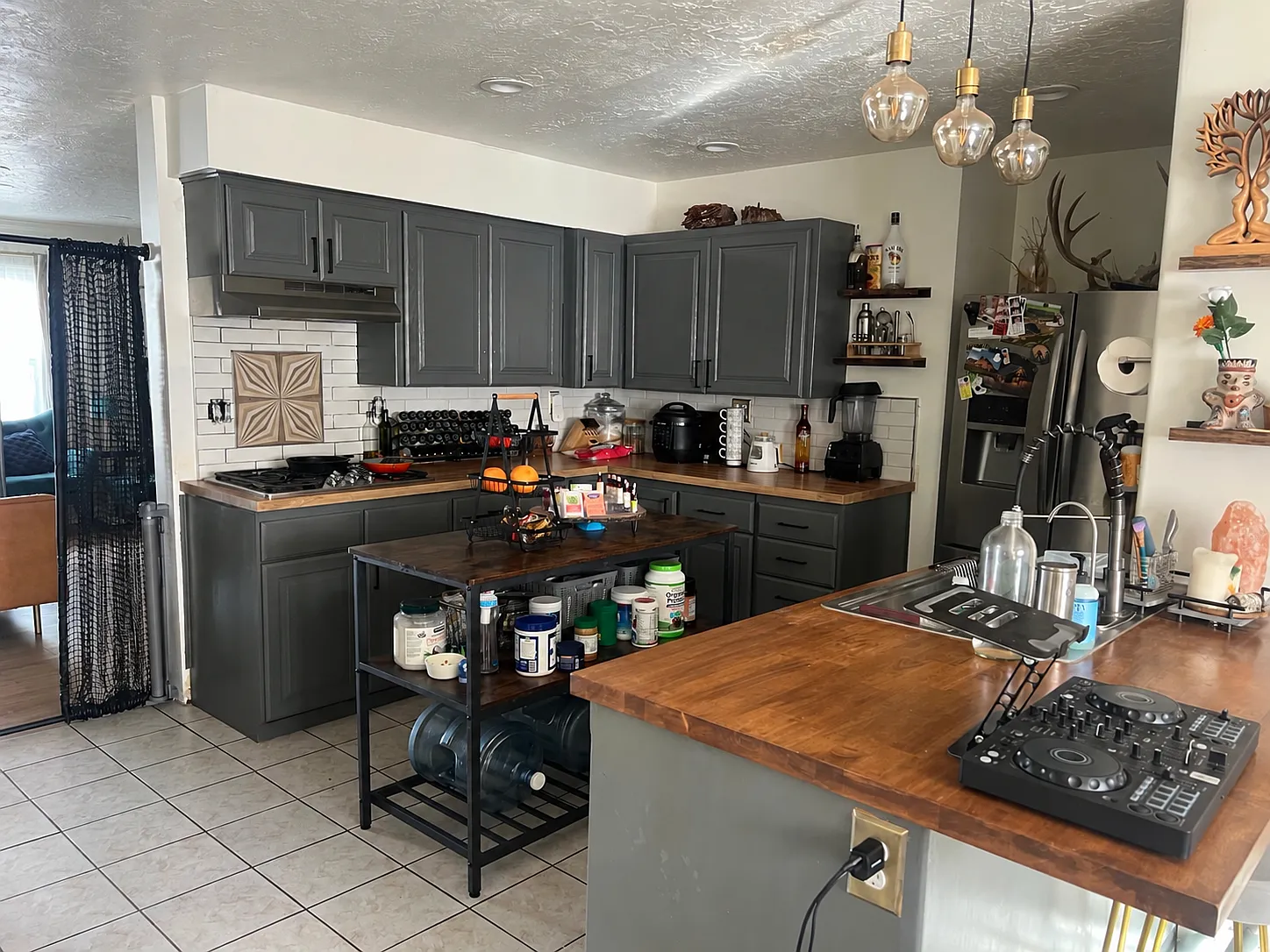 3 bed, 1501 sqft, $2,500 — Photo 4