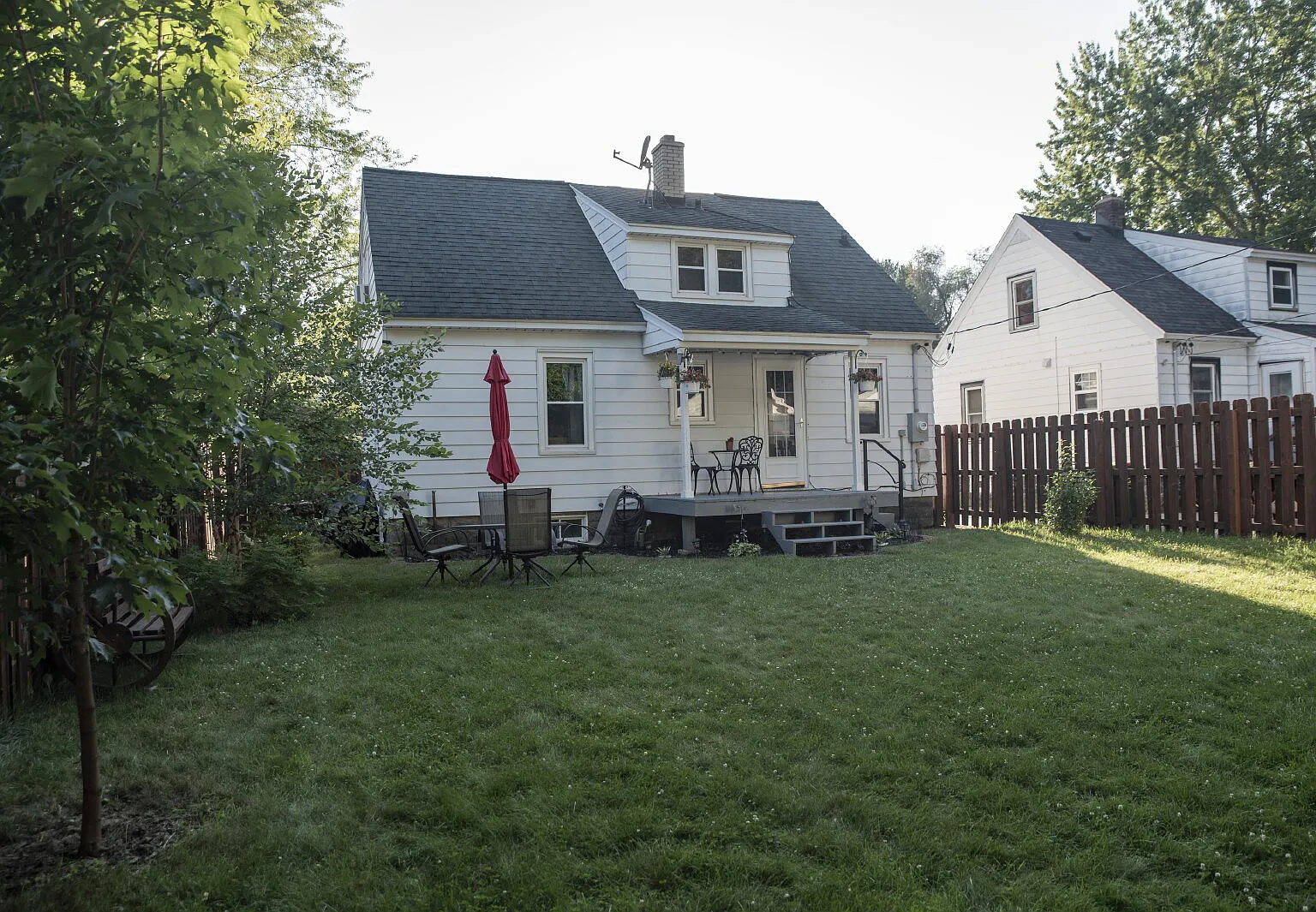 4 bed, 1.0 bath, 1260 sqft, $1,800 — Photo 4