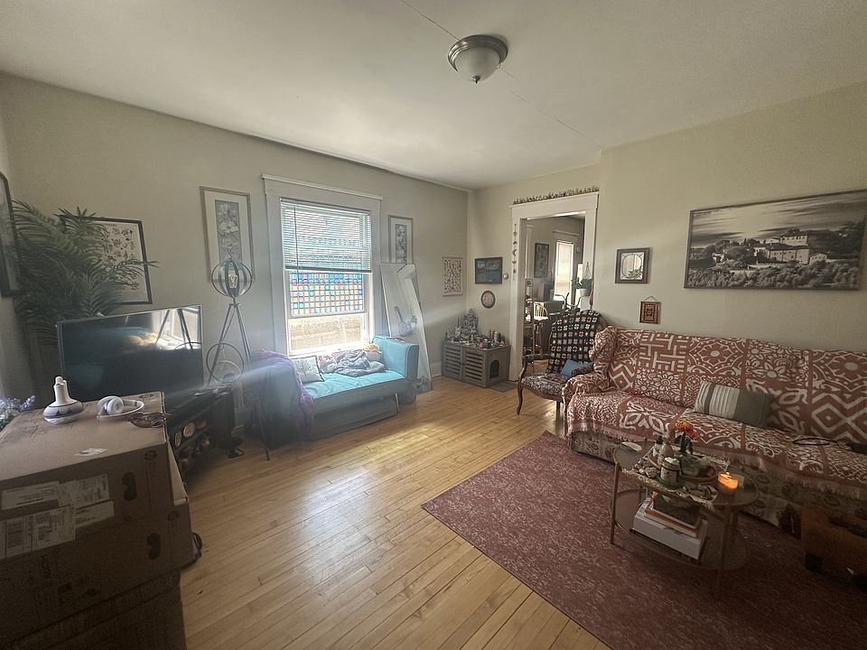 1st image of 2556 N Weil St APT 2