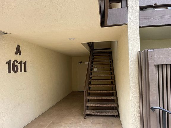 2nd image of 1611 Hotel Cir S #204