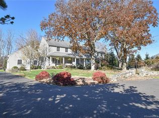 169 Carriage Dr, Southport, CT 06890