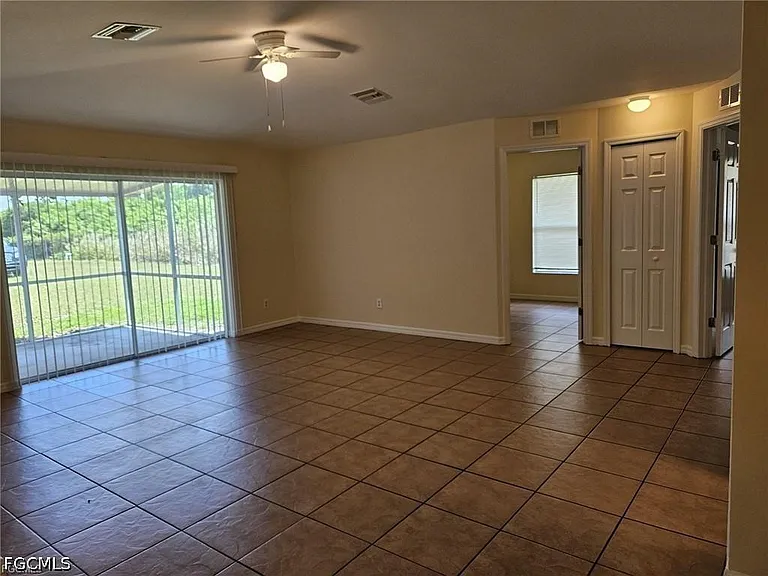 713 Jenna Ave S — Photo 3