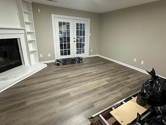 5th image of 637 Hunting Creek Ln SE #637