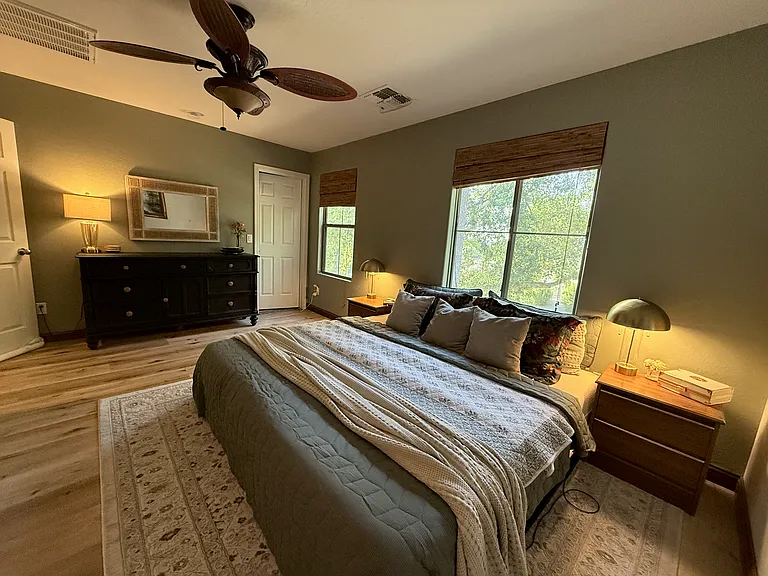 2914 E Dunbar Dr — Photo 25