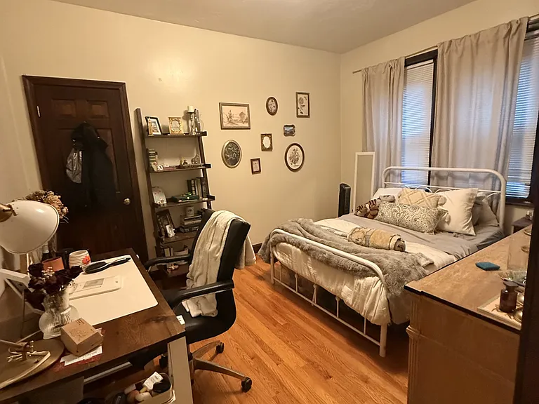 217 Park Dr #5 — Photo 2