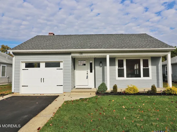 138 Paradise Boulevard, Toms River, NJ 08757