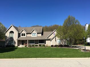 W264N2337 Wilderness Way, Pewaukee, WI 53072