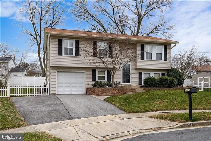 1st image of 2261 Mistwood Cir
