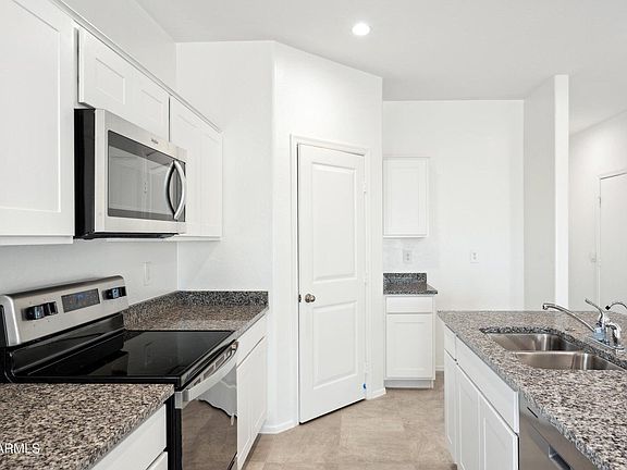 5th image of 38220 W Cannataro Ln