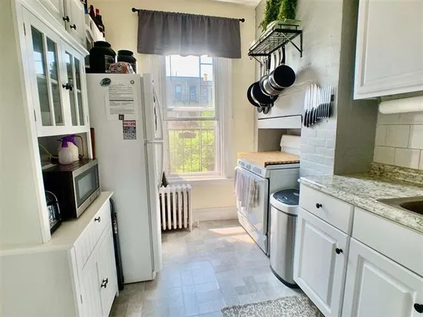 808 Garden St APT 3, Hoboken, NJ 07030