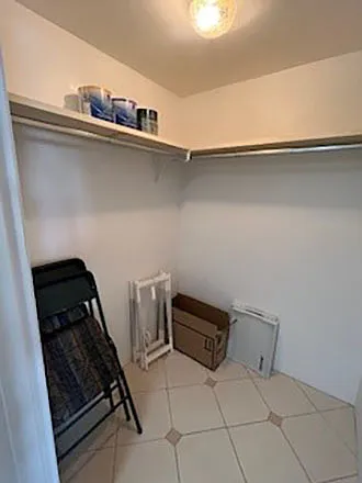 3131 Fleur Dr #104 — Photo 6