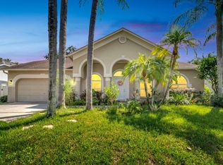 4514 Gentrice Dr, Valrico, FL 33596
