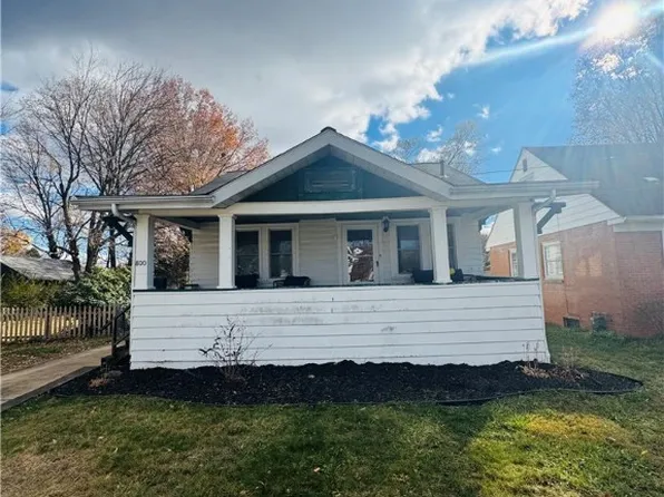 800 Viewpoint Ave, Cuyahoga Falls, OH 44221