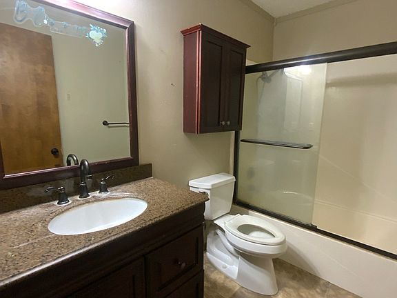 3rd image of 2133-2135 N Garden City Rd #2133