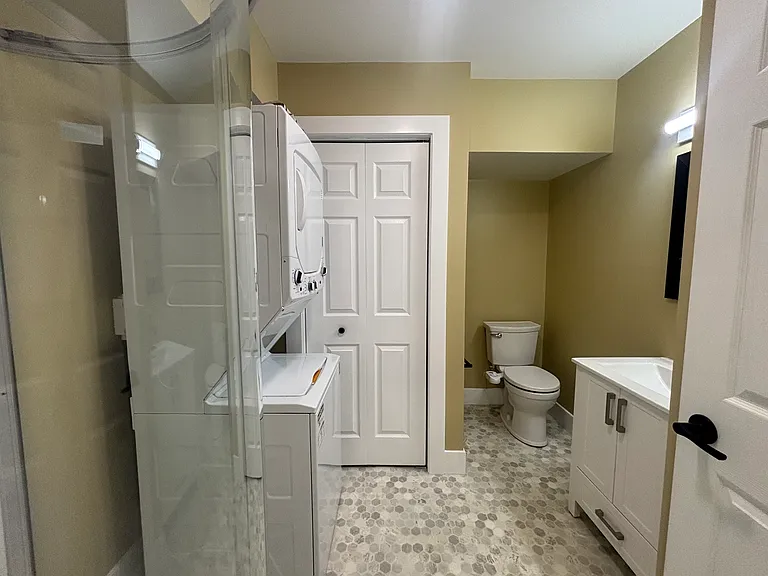 145 Carrie St — Photo 7
