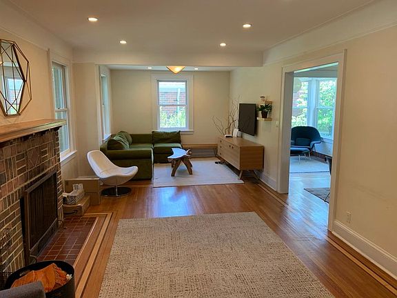 4th image of 17 Clifton Ave