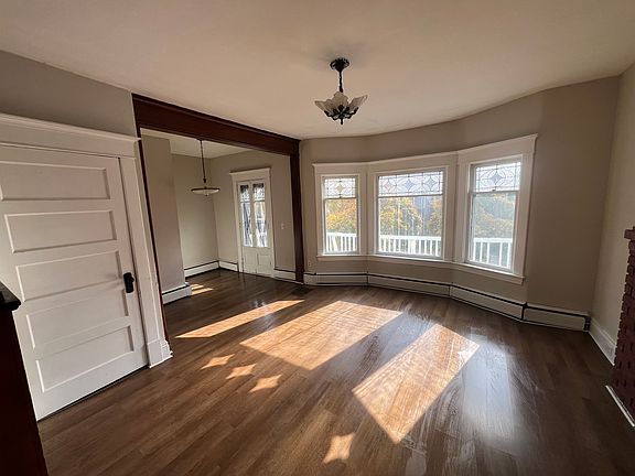 3rd image of 112 Northland Ave #2