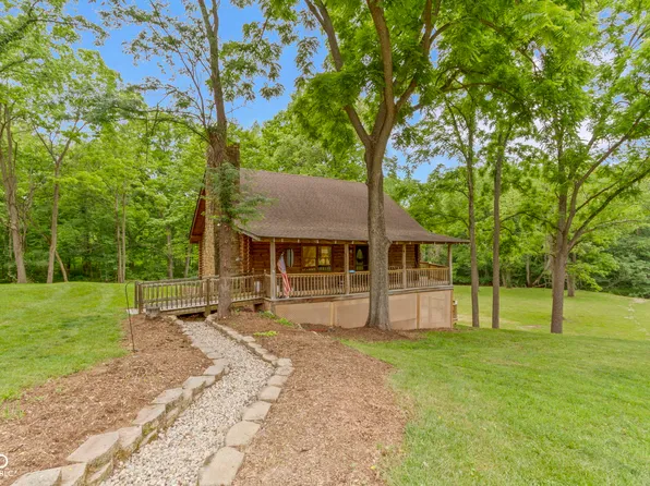 16030 Connecticut Ave, Fortville, IN 46040