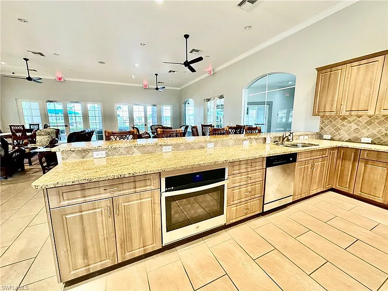 14511 Jekyll Island Ct — Photo 41