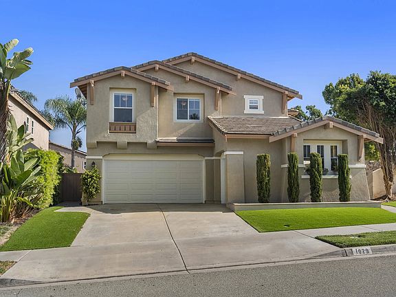 2nd image of 1029 Yosemite Dr