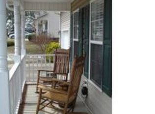 265 Cresthaven Dr, Sanford, NC 27332