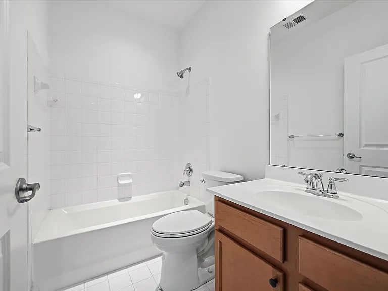 200A Mill Pond Rd — Photo 4
