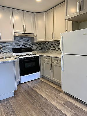 1st image of 26-20 9th St #3R