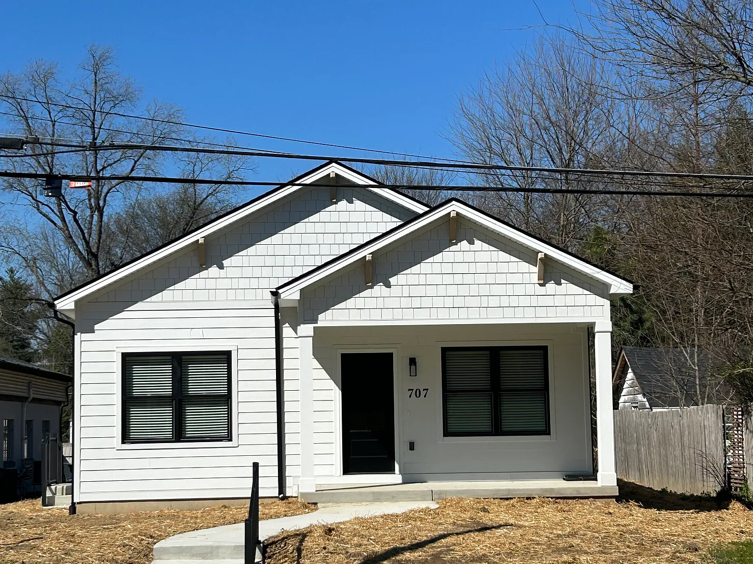 3 bed, 1064 sqft, $1,650 — Photo 1