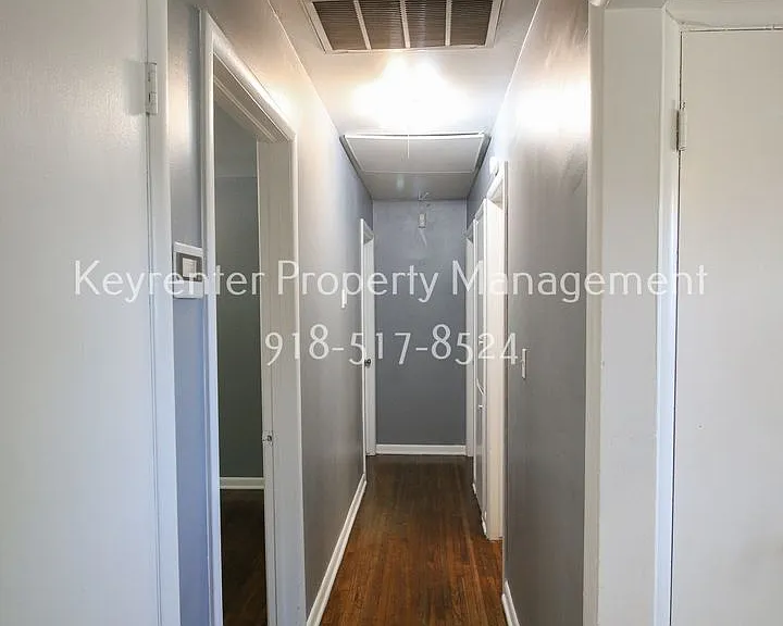 1362 E 52nd St N — Photo 9