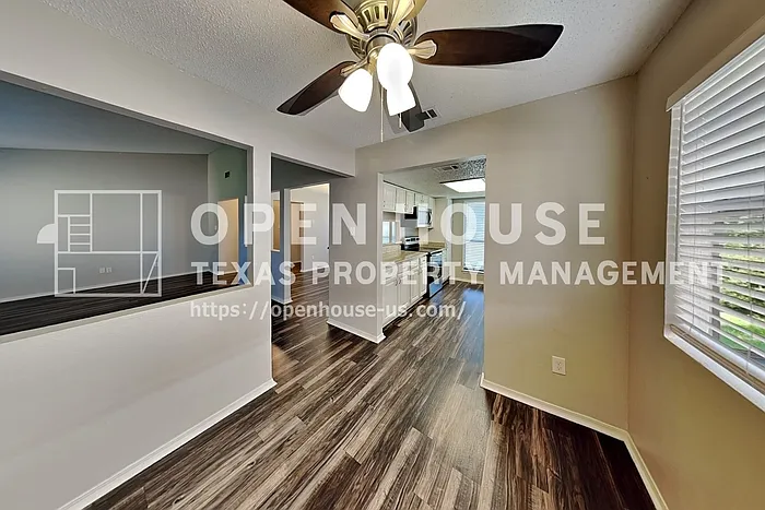 820 Whitehall Dr — Photo 8