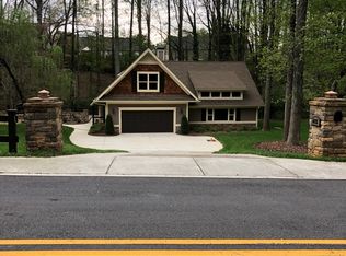 6475 Yacht Club Rd, Flowery Branch, GA 30542