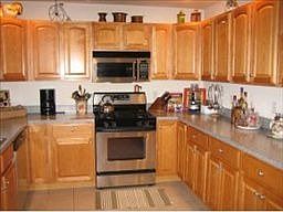 1st image of 8 S Parrish Dr