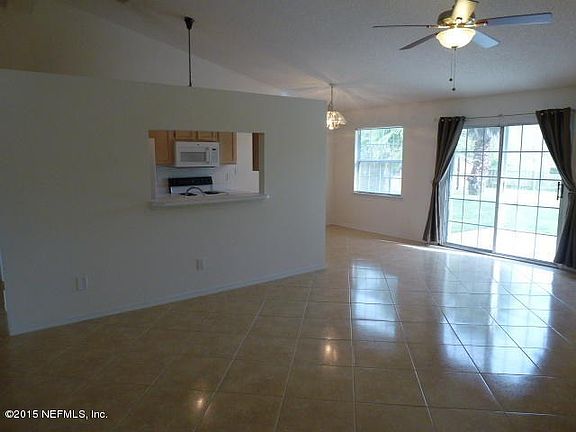 Copy_of_Living_Dining_Kitchen_Passthru[1