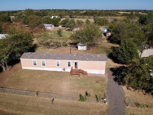 1st image of 2413 Aspen Ln