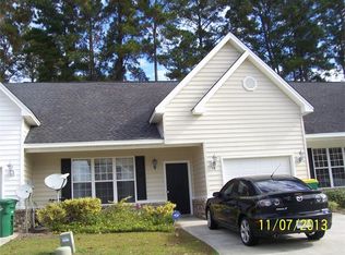 14 Crossing Dr, Richmond Hill, GA 31324