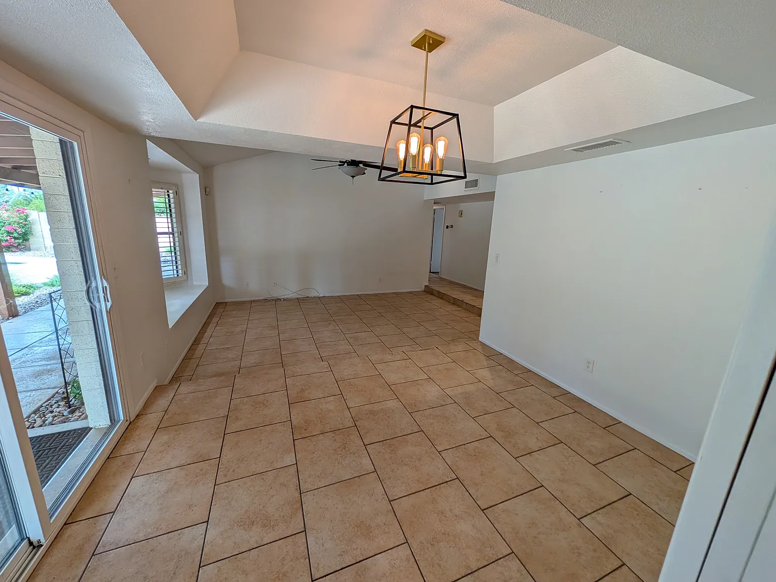 3 bed, 1750 sqft, $3,200 — Photo 4