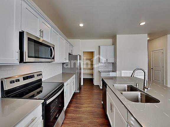 4th image of 17612 26th Avenue Ct E