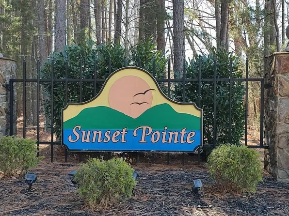 0 Sunset Pointe Dr #16451, Moneta, VA 24121