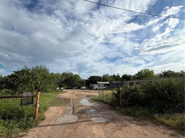 3225 W Mile 9 Rd #1/2, Mission, TX 78573