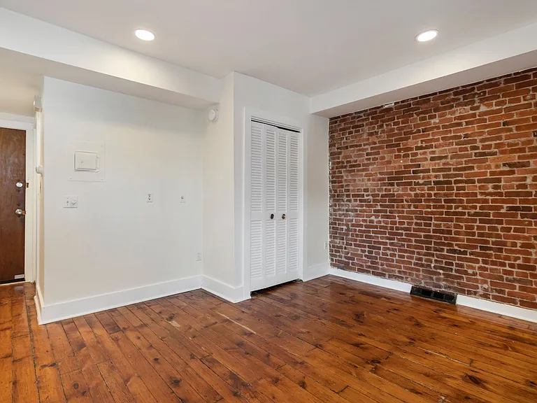 170 Park St #172 — Photo 2