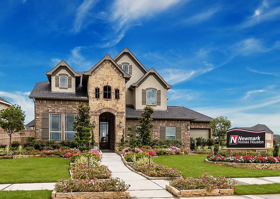 1st image of 28030 Scenic Shore Ln