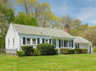 21 Houghton St, Barrington, RI 02806