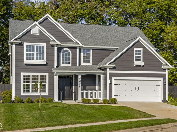 3258 Starlite Ct, Columbus, IN 47203
