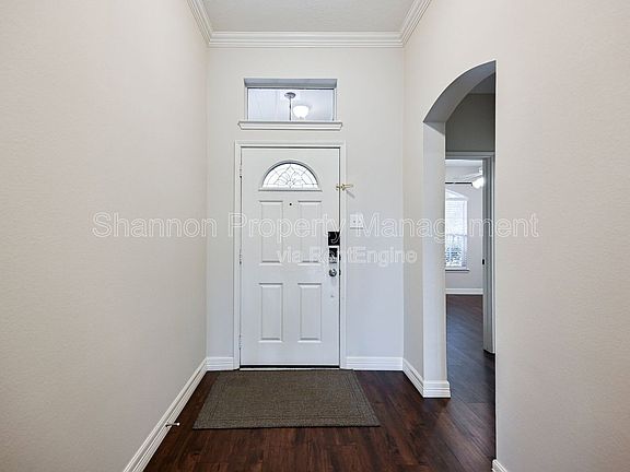 3rd image of 10947 Redstone Ct