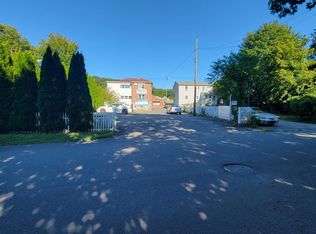 476 Wolcott St, Waterbury, CT 06705