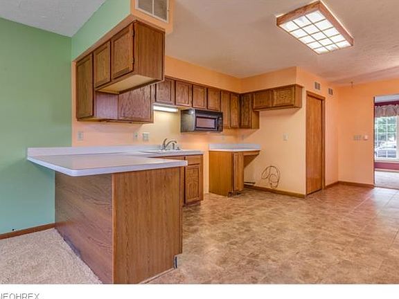 2nd image of 26871 Zeman Ave