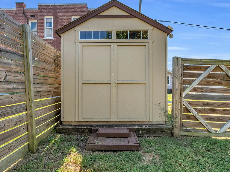 1814 Duncan Ave — Photo 14