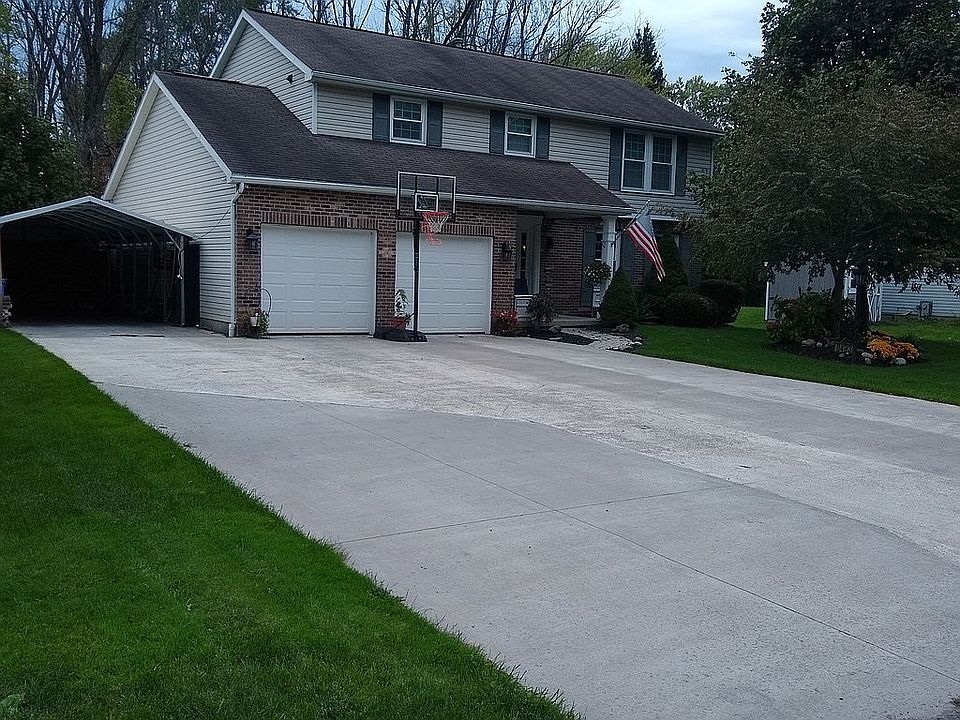 8493 Snowshoe Trail, Cicero 